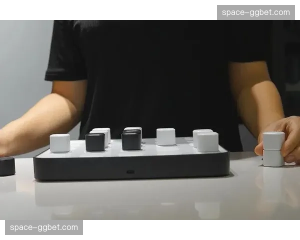 慢动作回放与即时分析功能深度集成，为解说与观众提供多角度复盘