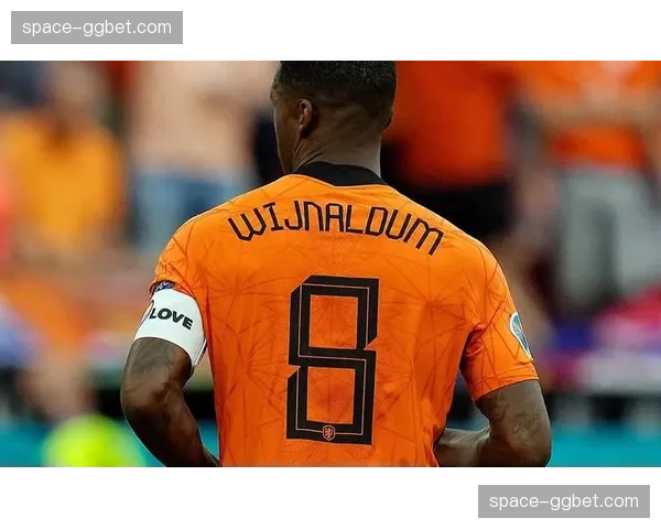 消息:法甲测试新型可穿戴设备,用于实时监测球员负荷与伤病风险