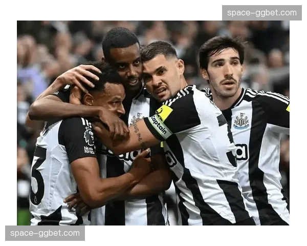 水晶宫2-1纽卡斯尔：主场逆转喜鹊，霍奇森战术调整见效